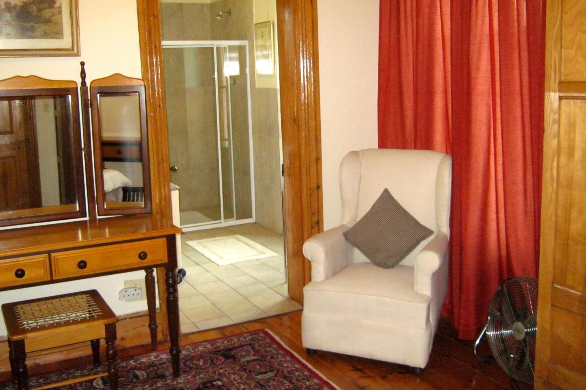 Hotel Ladismith Manor Zimmer foto